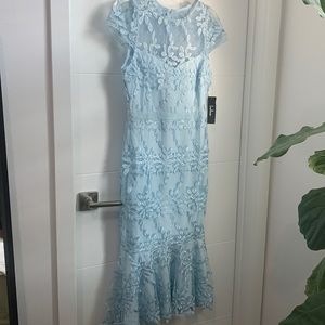 Lulus Trumpet Midi dress New with Tags